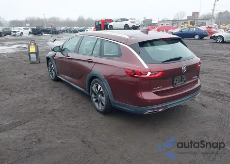 2018 Buick Regal Tourx Essence z USA, uszkodzony, nr VIN W04GV8SX4J1084287
